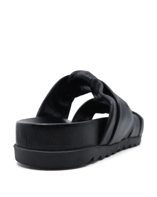 Bueno Nola Flat Sandals Black