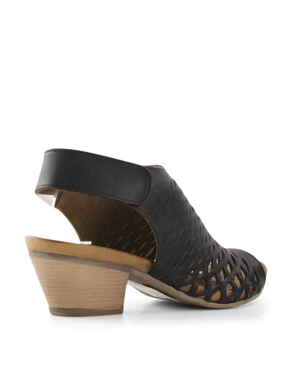 Bueno Ruby Mid Heels Black